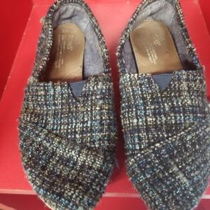 Women's Tom's